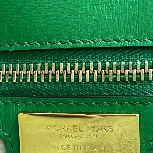 Michael Kors Collection Italy lime green with Amazing gold tone hardware design. - Picture 6 of 9